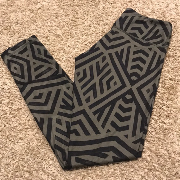 lululemon athletica Pants - EUC Lulu leggings
